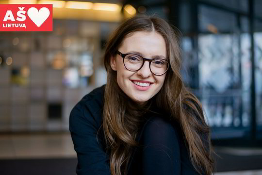 Ievos Zasimauskaitės Lietuva. Nida, Palemonas, Rūta Meilutytė ir salierų spirgai