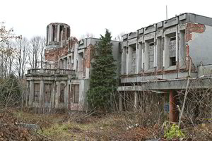 Kaunietis parodė, kokius ištaigingus namus pasistatys vietoj legendinės vilos