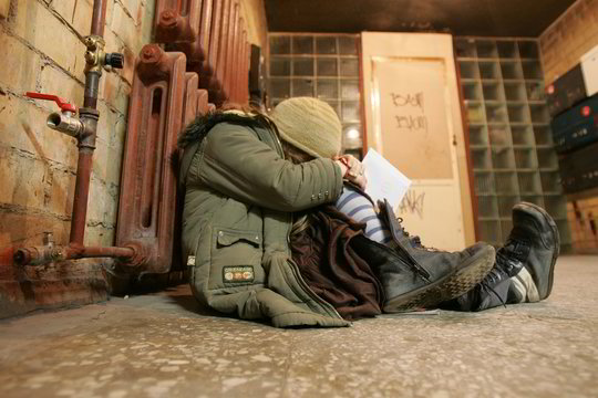 36 metų kėdainietis beveik metus gyveno su 14-mete – vietoj vestuvių gresia kalėjimas