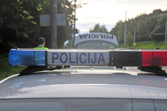 Vilniaus r. susidūrė 3 automobiliai: vairuotojai nesutarė, kas kaltas