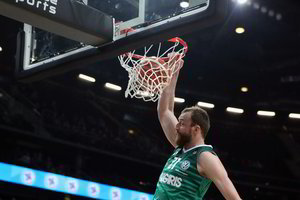 Pamatykite: kovą LKL stebino įspūdingų dėjimų gausa