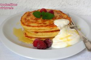 Minkšti ir kvapnūs vaniliniai varškės blyneliai, kurie labai patiko šeimai