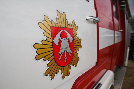 Nemenčinėje užsiliepsnojo dirbtuvės