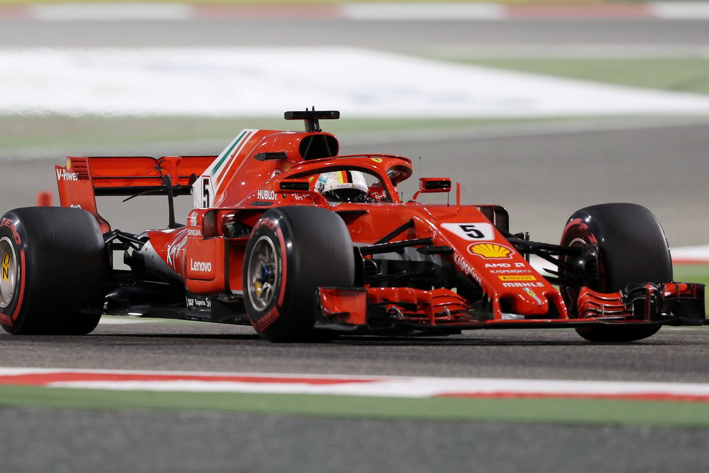 Bahreino „Grand Prix“ lenktynių akimirkos.<br>Reuters/Scanpix nuotr.
