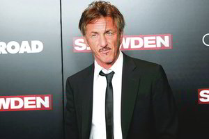 Aktoriaus Seano Penno romaną kritikai sumalė į miltus: „Jeigu gali nerašyti, nerašyk“