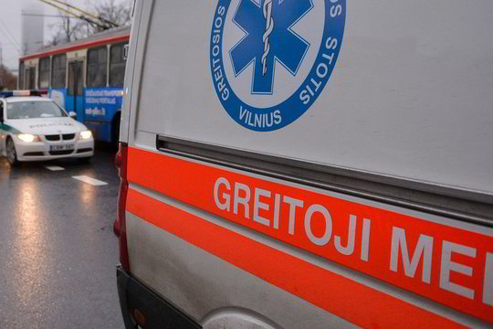 Ant traukinio cisternos užlipusiems paaugliams – kone mirtinas elektros smūgis