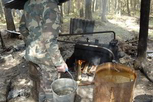 Indonezijoje nuo nelegalaus užteršto alkoholio mirė daugiau nei 100 žmonių