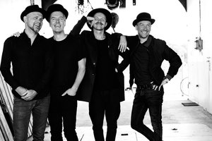 Pamatykite: grupė „BrainStorm“ pristato kosmose nufilmuotą vaizdo klipą