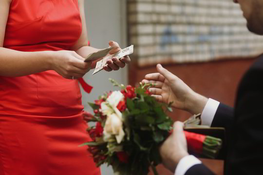 Prieš vestuvių sezoną – skaičiuoklė, kiek dovanoti jaunavedžiams