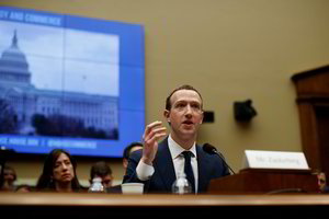 ES ragina „Facebook“ bendradarbiauti