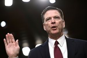 D. Trumpas ragina už „melą“ nuteisti buvusį FTB vadovą J. Comey