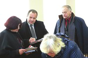 Aferistais tapę tėvas ir sūnus teismo nuosprendį išgirdo kartu