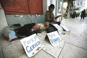 Lietuvą gąsdinantis kovos su narkotikais sprendimas kitur tapo išsigelbėjimu