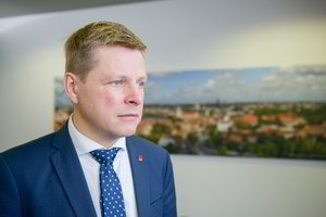 R. Šimašių su šeima išgąsdino kaukėtas vyras prie namų: „Esu labai piktas“