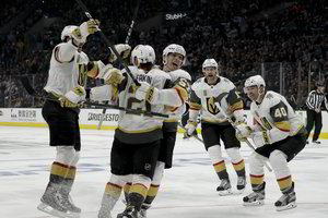 „Golden Knights“ ledo ritulininkai arti Vakarų konferencijos pusfinalio