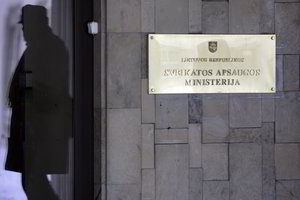 Vyriausybė kitąmet iš „šešėlio“ ketina ištraukti 200 mln. eurų