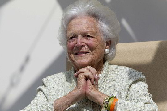 Prastėja buvusios JAV pirmosios ponios sveikata, tačiau ji nusprendė nesigydyti