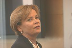 Aiškėja, kas sieja R. Juknevičienės brolį ir Lietuvą dergiantį veikėją