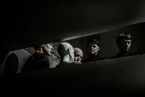 Neįprasta: „Solo Ansamblis“ naują savo kūrinį kviečia išgirsti tik galerijoje