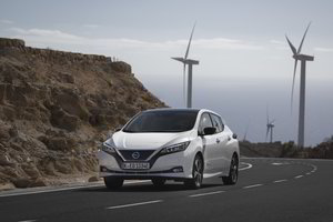 „Press ralyje“ elektromobiliai varžysis su sportiniais modeliais