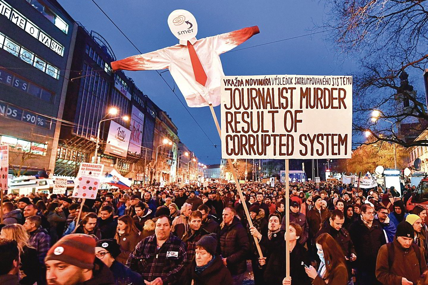 Po žurnalisto ir jo sužadėtinės nužudymo Slovakijoje kilo masiniai protestai. <br>AFP/„Scanpix“ nuotr.