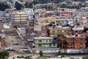 Pietų Afganistane per sprogimą žuvo penki žmonės, tarp jų - policijos vadas