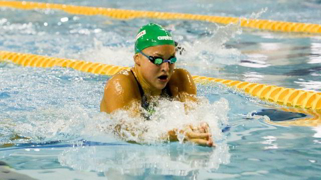 Rūta Meilutytė nesutiko lygių pirmame plaukimo sezono finale