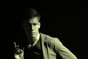 „Kreidos“ režisierius Georgijus Surkovas: „Spektaklyje moksleiviams kalbėsime jų kalba“ 