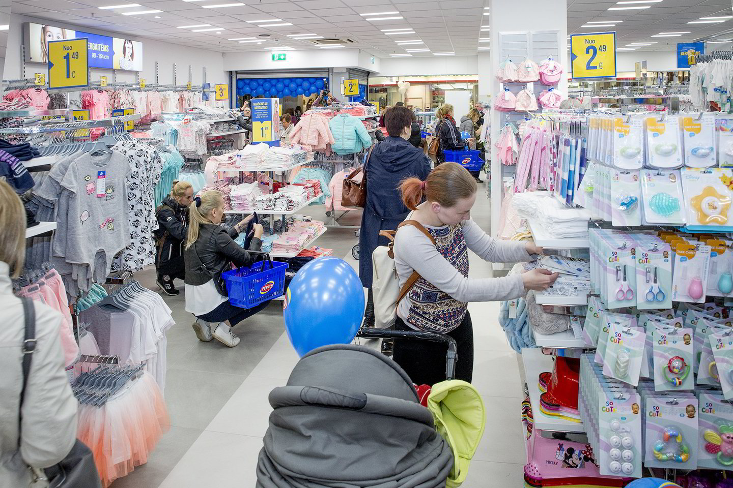  Ketvirtadienį, balandžio 19-ąją čia atidaryta mažų kainų prekybos tinklo „Pepco“ parduotuvė, antrajame prekybos centro aukšte užimanti 550 kv. m ploto.<br> Bendrovės nuotr.
