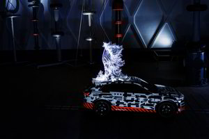 „Audi“ pristatė geidžiamiausią visureigio „E-tron“ savybę, kuria pasinaudoti bus sunku