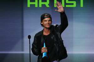 Netikėtai mirė 28 metų garsus švedų didžėjus ir prodiuseris Avicii