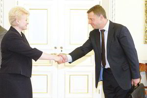 Neįtikėtina, bet faktas: kieta ponia – prašytoja