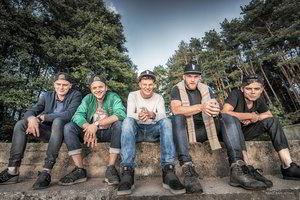 Grupė BASI pristato naują ledo ritulio himną