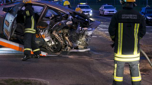 Šiurpi avarija Vilniuje: girtas „City Bee“ vairuotojas užmušė moterį