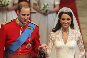 Kunigaikštienei Catherine Middleton ir princui Williamui gimė trečias vaikas