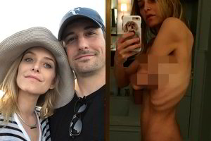 „Amerikietiško pyrago“ žvaigždės žmona po gimdymo dėl ūmios ligos sunyko akyse