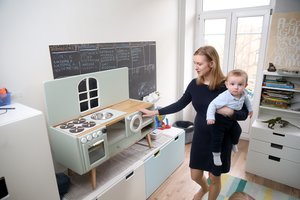 Neįprastas daugiavaikės mamos hobis virto nepaprasto grožio darbais