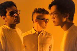 Niujorkiečiai „Son Lux“ sugrįžta į Vilnių – drebins „Loftą“