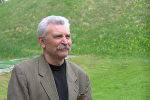 Penki „Poezijos pavasario“ laureatai išrinko, kuris poetas verčiausias ąžuolo vainiko 