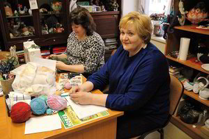 Varėnos socialinių paslaugų centras žada daugiau pagalbos neįgaliesiems