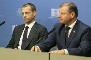 S. Skvernelis pokalbyje su UEFA vadovu atskleidė, kas nepatektų į Lietuvos futbolo rinktinę
