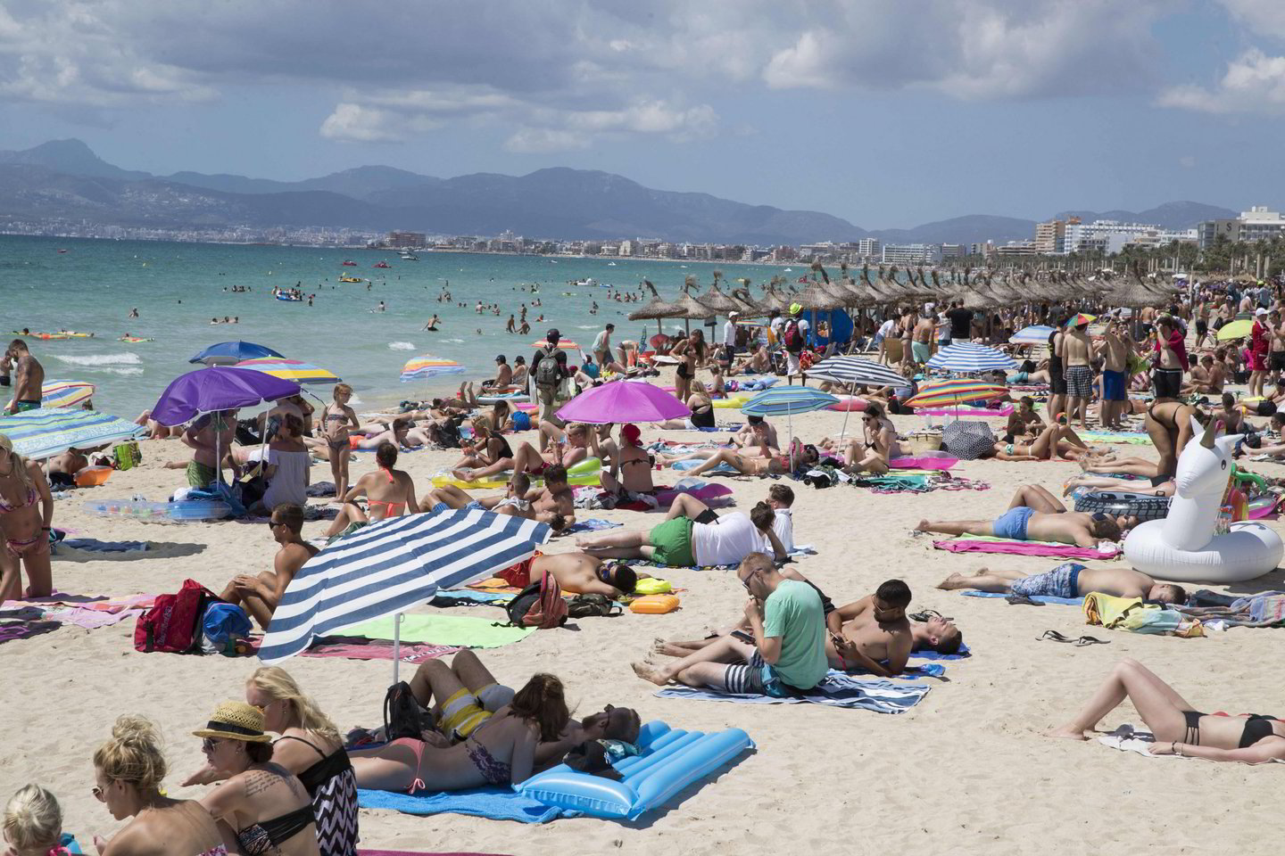  Vietos gyventojai nepatenkinti, kad dėl turizmo kyla nekilnojamojo turto kainos.<br> AFP/„Scanpix“ nuotr.