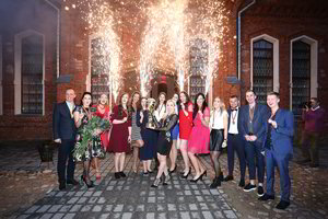 LMKL uždanga: apdovanotos prizininkės ir laureatės