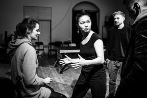 Spektaklio „Manno laimė“ premjeroje –  užuomina į nykstantį Gedimino pilies kalną