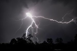 7 mitai apie žaibus, kuriais reikėtų nustoti tikėti
