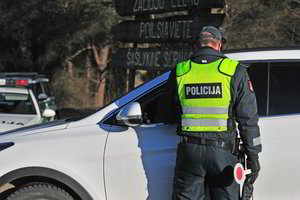 Seimas pritarė: rimtą baudą galės gauti ir nepraradę teisės vairuoti