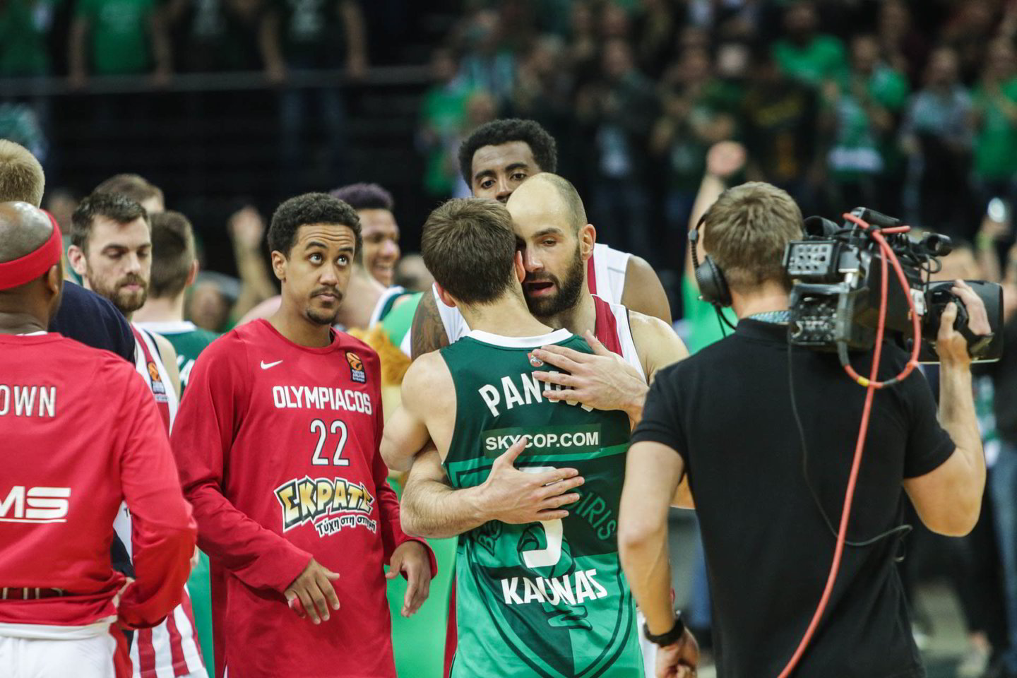 „Olympiakos“ ketvirtadienį 91:101 nusileido siautėjusiai „Žalgirio“ ekipai ir ketvirtfinalio seriją pralaimėjo 1:3<br> G.Bitvinsko nuotr.
