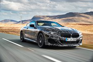 BMW atskleidė svarbias detales apie naujosios 8 serijos gamybą