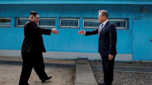 Nauja žymė istorijoje: susitiko Šiaurės ir Pietų Korėjos lyderiai
