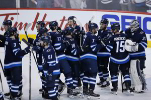 „Jets“ ledo ritulininkai pergale pradėjo NHL Vakarų konferencijos pusfinalio seriją